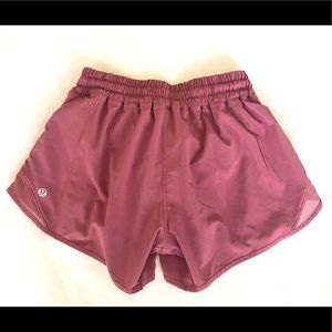 lululemon hotty hot 4' shorts size 4 tall